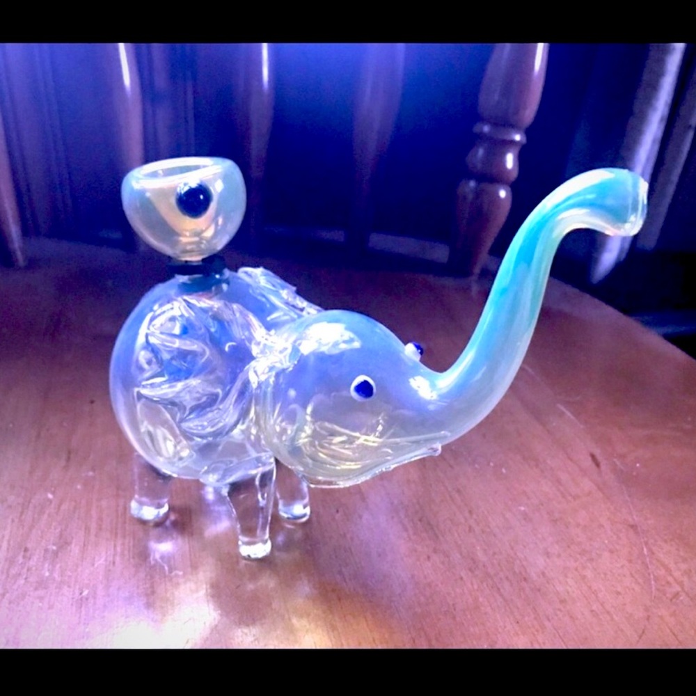 Glass blown elephant